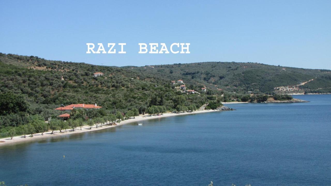 Razi Beach Lefókastron Exterior foto